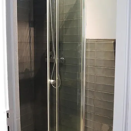 Apartment 2 Pieces Avec Balcon Plein Sud *