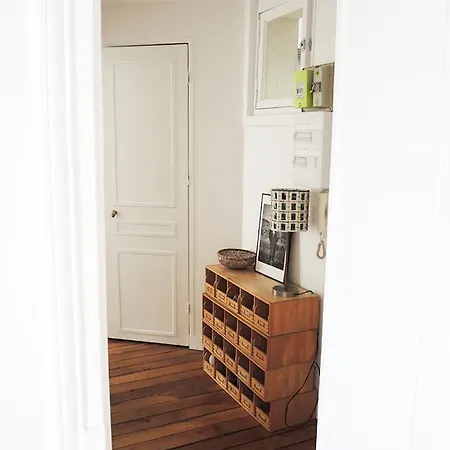 Apartment 2 Pieces Avec Balcon Plein Sud