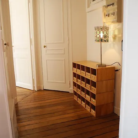 Apartment 2 Pieces Avec Balcon Plein Sud